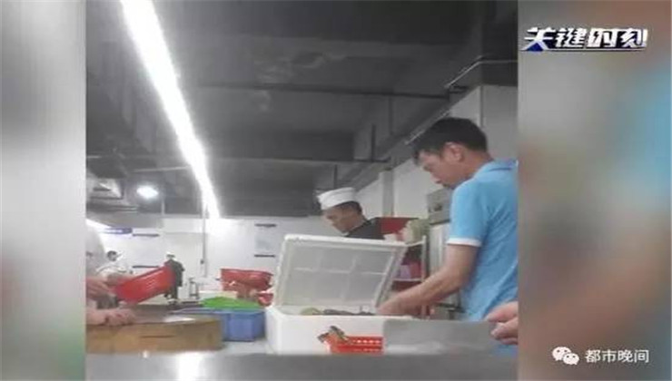 1-1F51Q41158.jpg 1-1F51Q41158.jpg