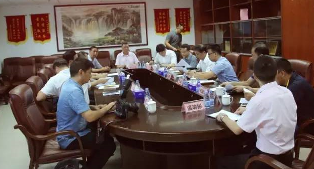 市委统战部马裕滨副部长来盐田考察工作